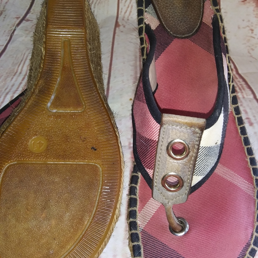 Burberry Red and Black Plaid Heels - Picture 3 of 6